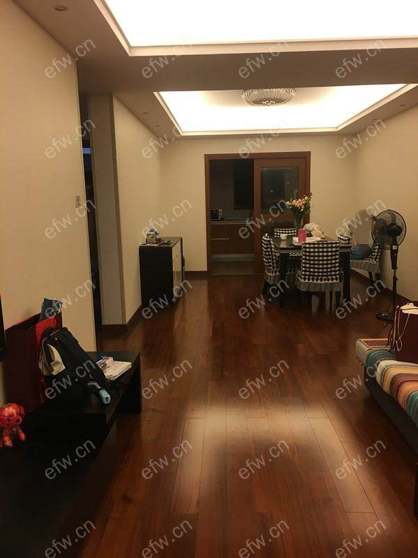 婚装全明东边户3房,金域蓝湾 格局工整合理