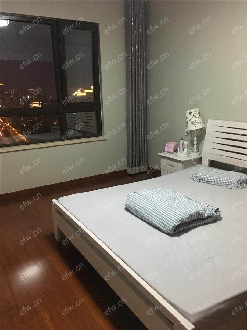 婚装全明东边户3房,金域蓝湾 格局工整合理