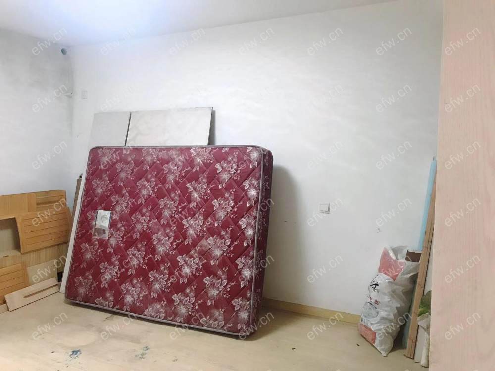 沁园新村 4室2厅
