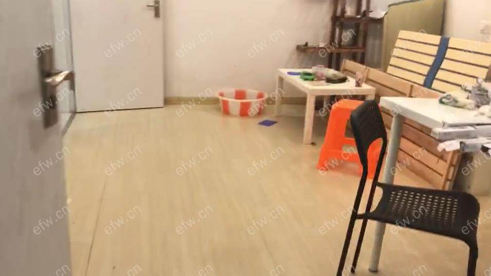 沁园新村 4室2厅