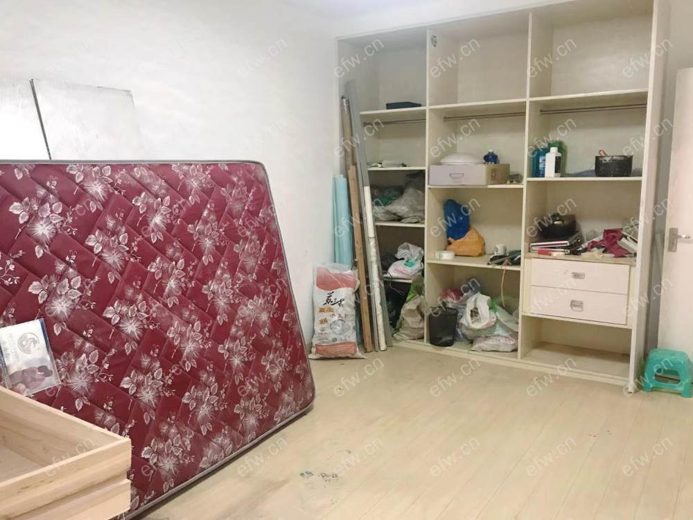 沁园新村 4室2厅