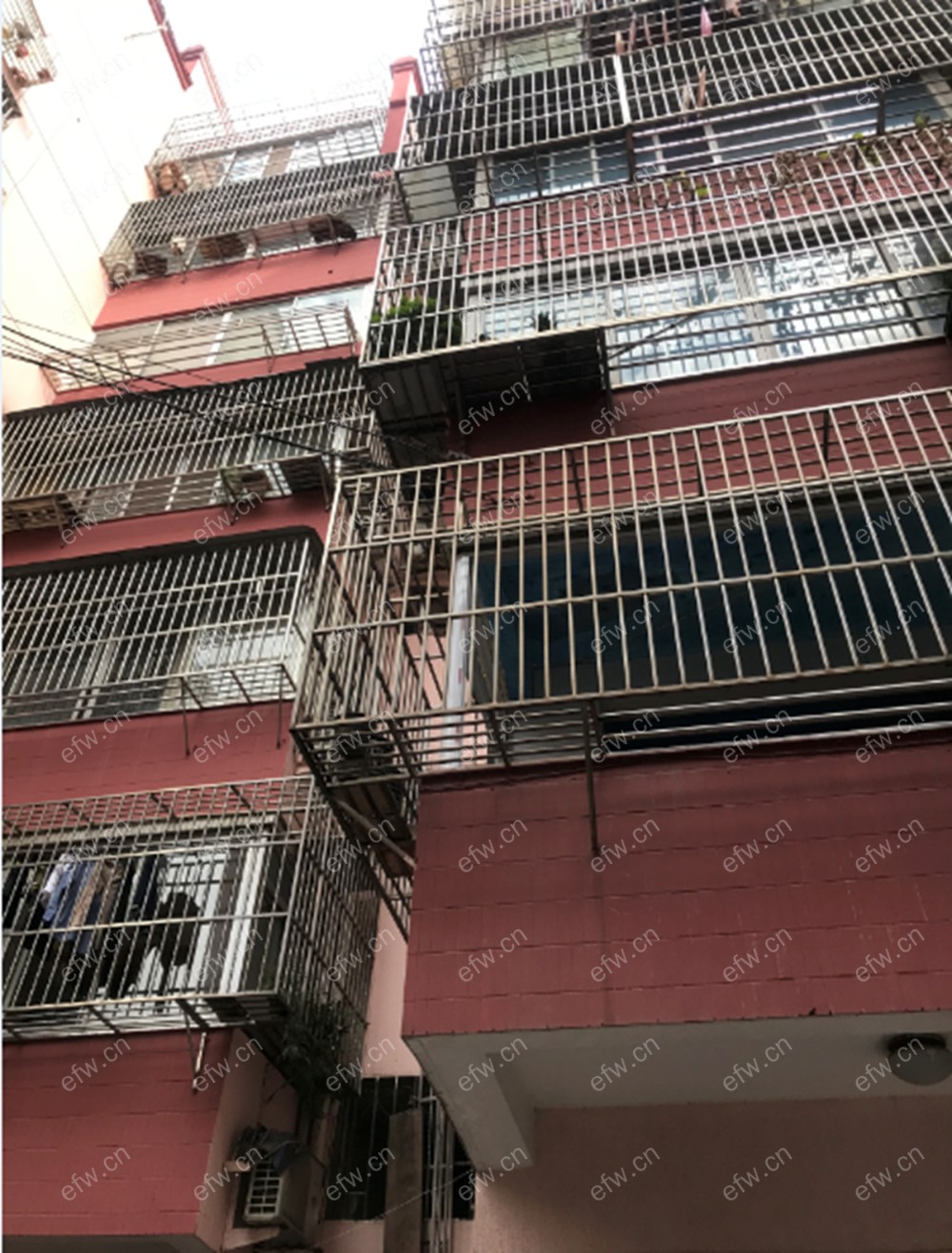 东映山河 2室2厅