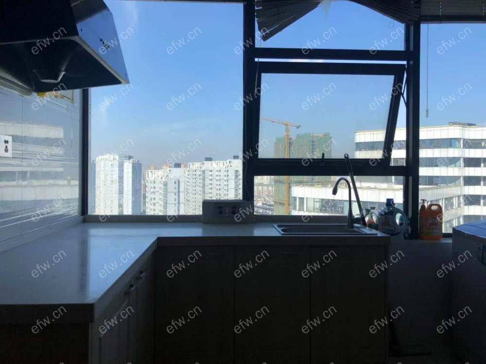 五洲际广场银河城 1室1厅