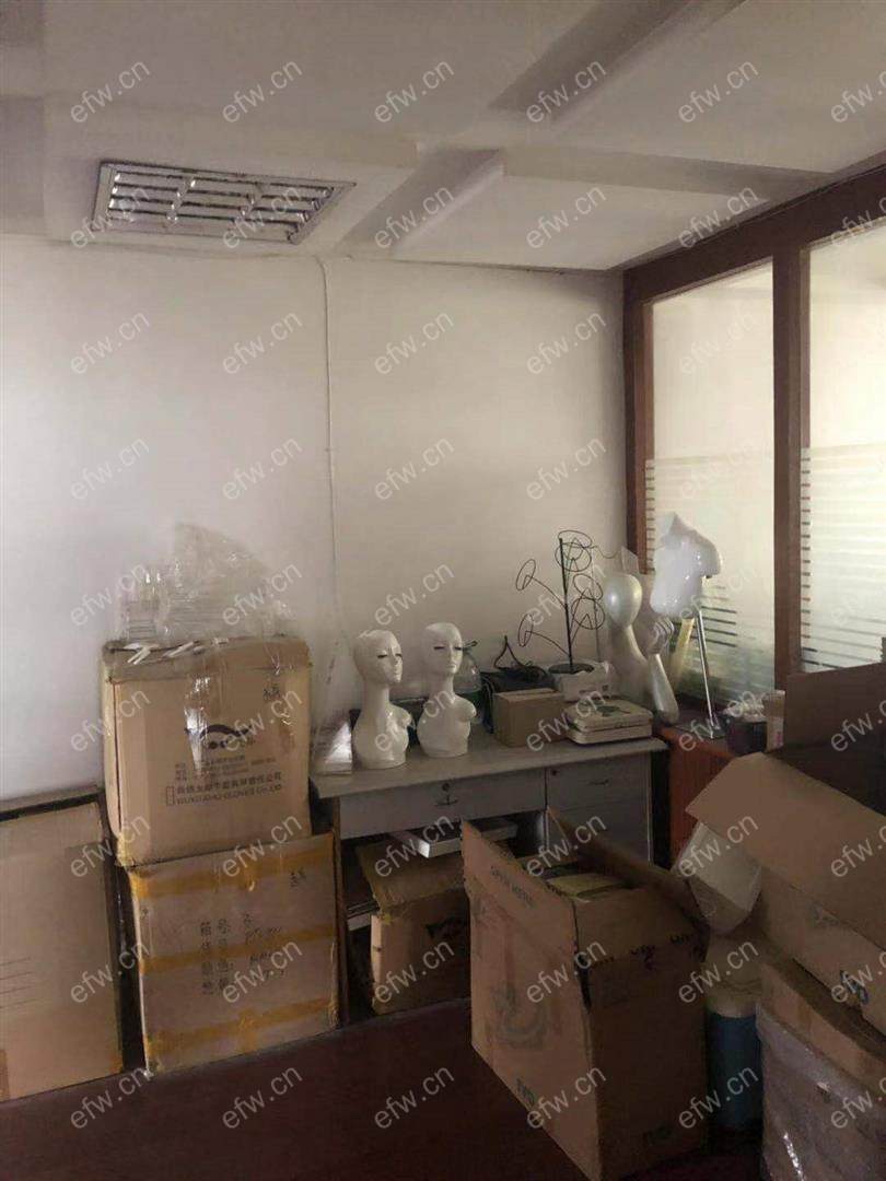 春申路55号（金马商城) 3室2厅