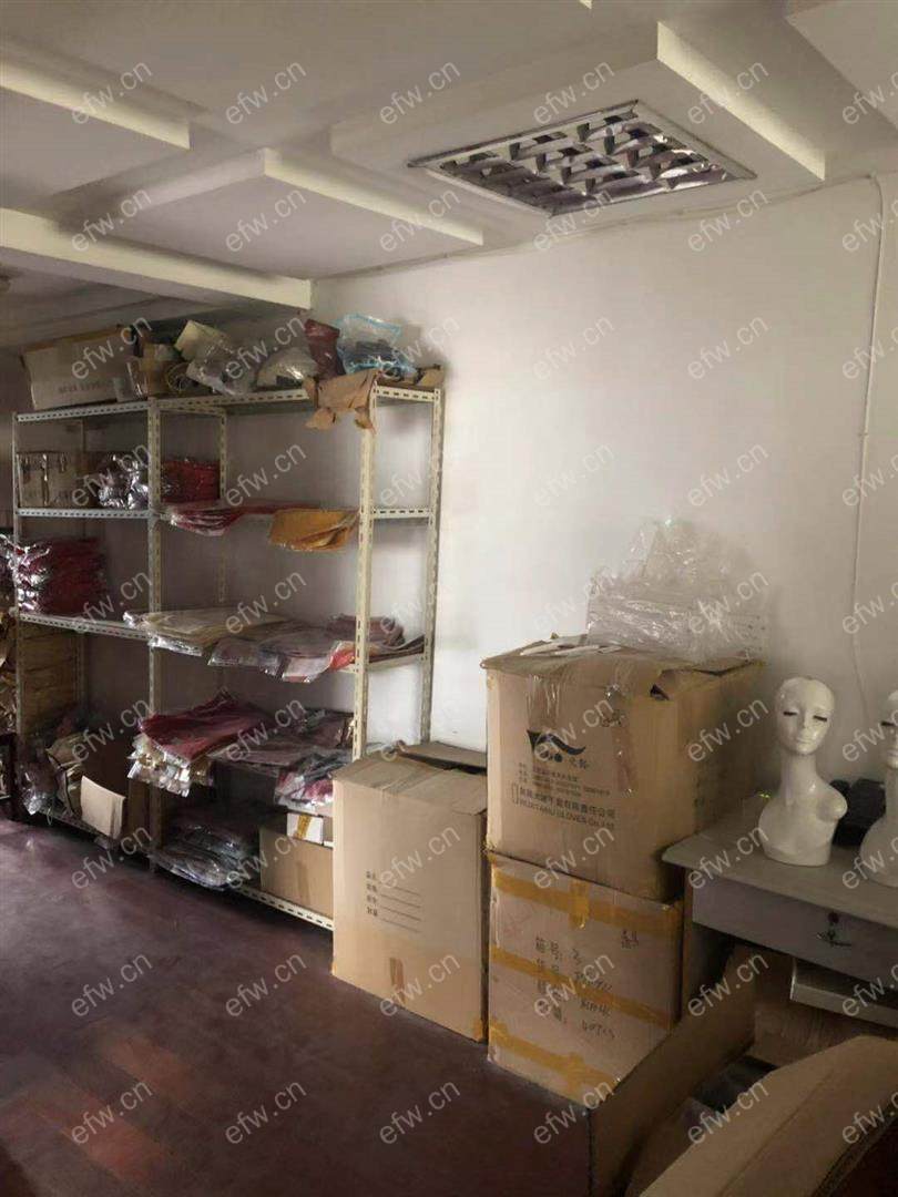 春申路55号（金马商城) 3室2厅