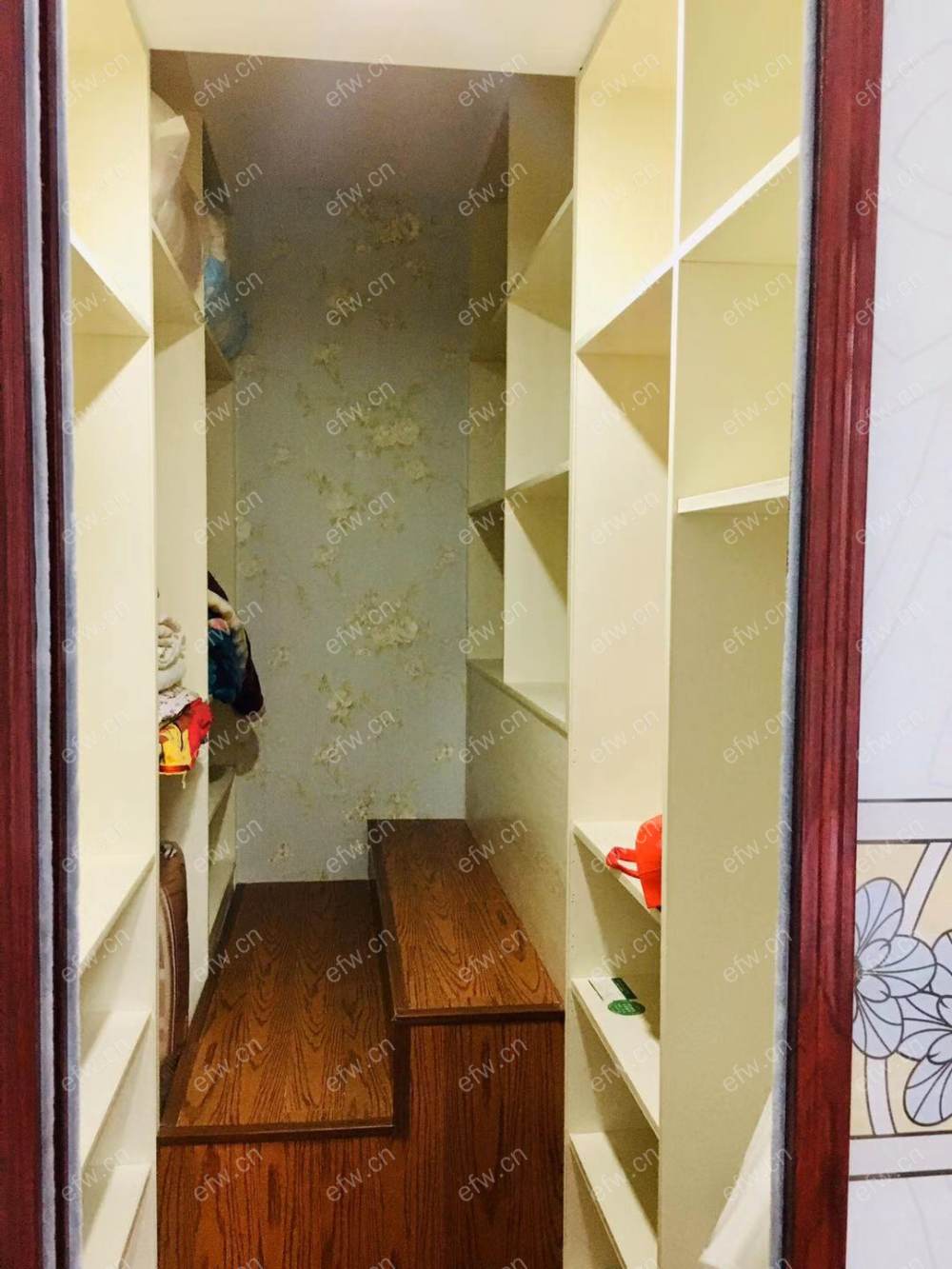 华府庄园十区 4室2厅