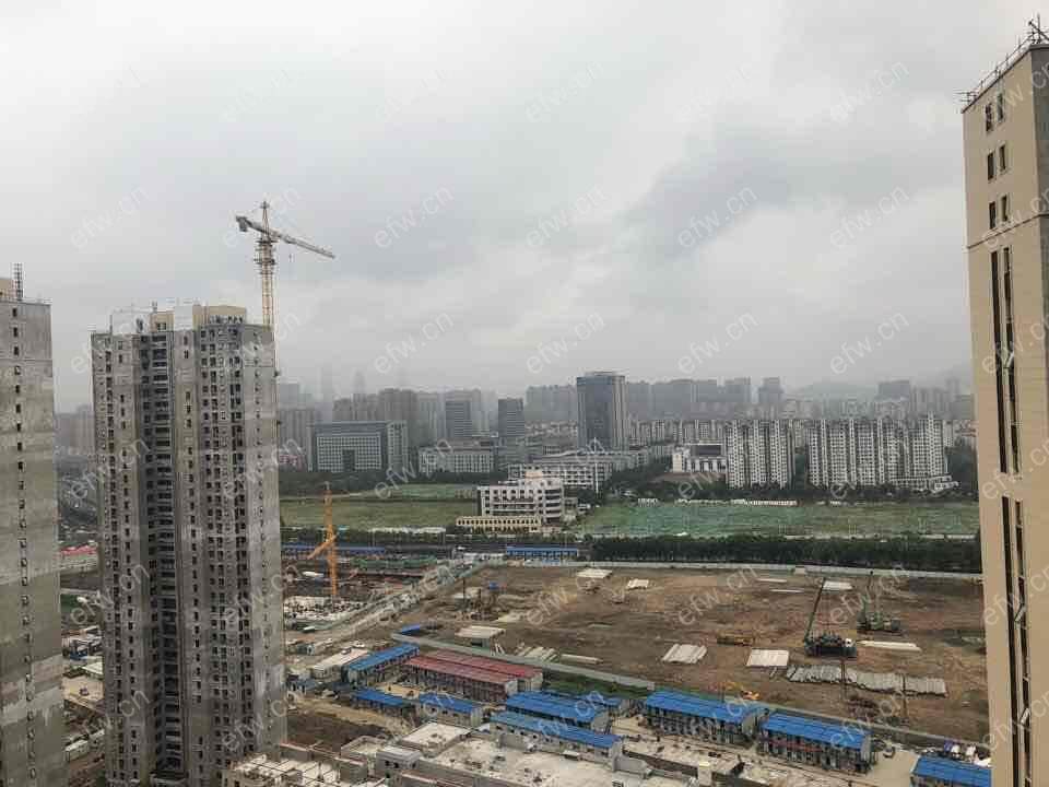 万科北门塘上一期 4室2厅