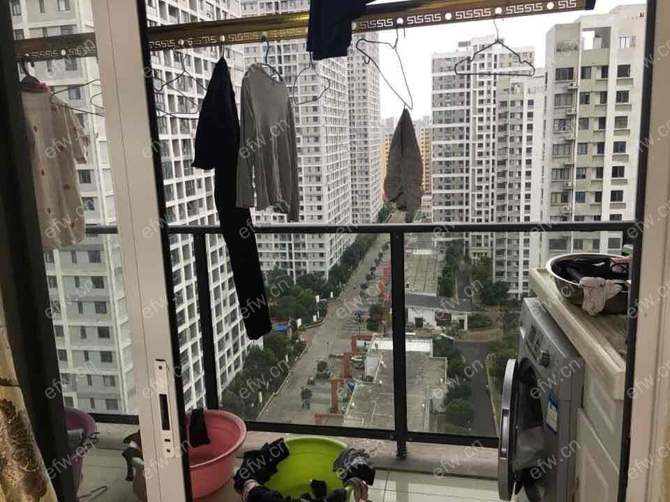 阳光100米娅公馆 3室2厅