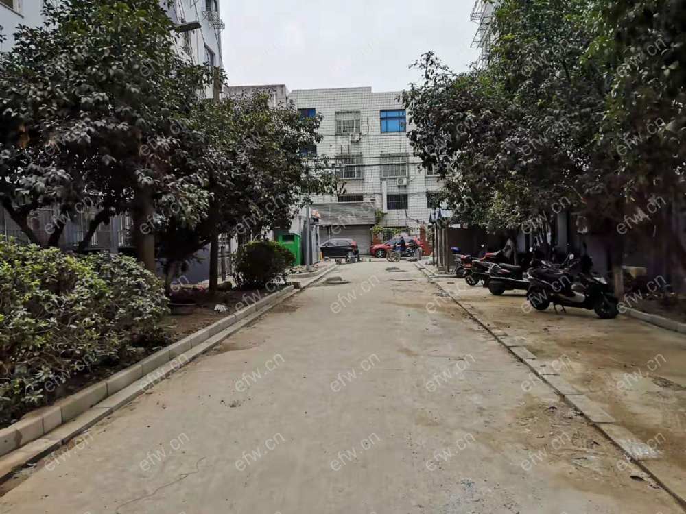 扬名一村 3室2厅，顶带阁楼，中空带地暖，南长街可用，一号线地铁口