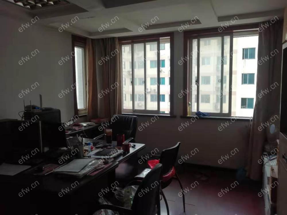 春申路55号（金马商城) 3室2厅