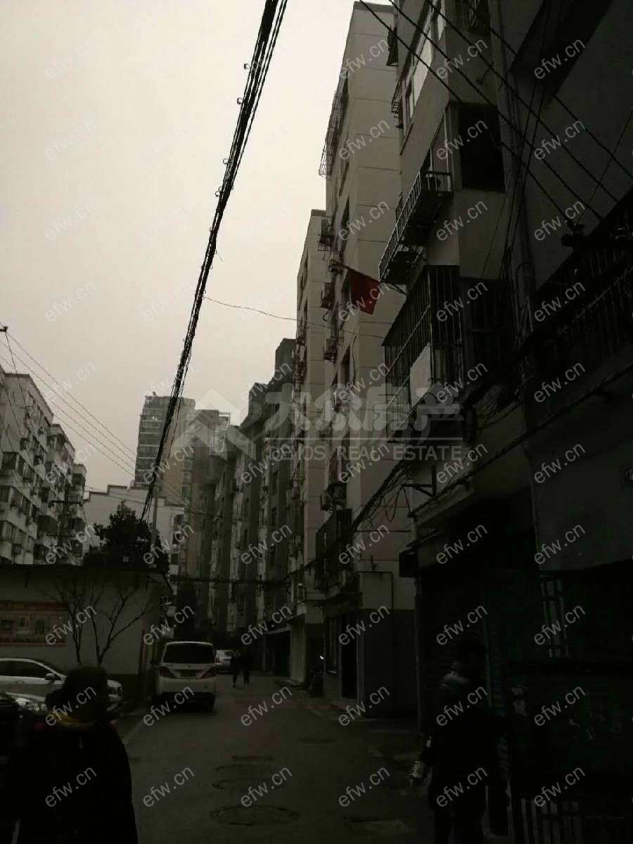 荷花里 2室2厅