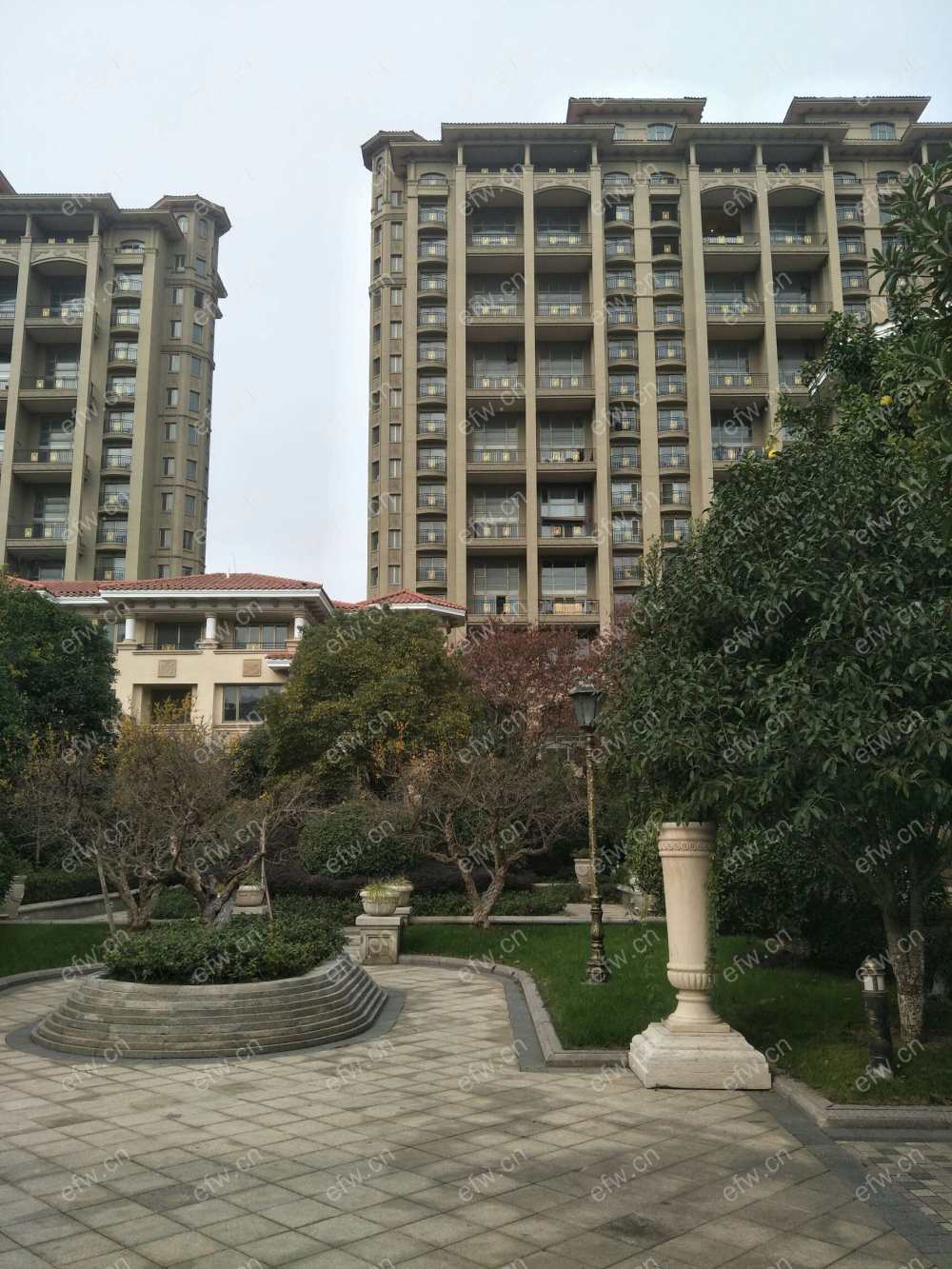 阿维侬小镇 6室3厅