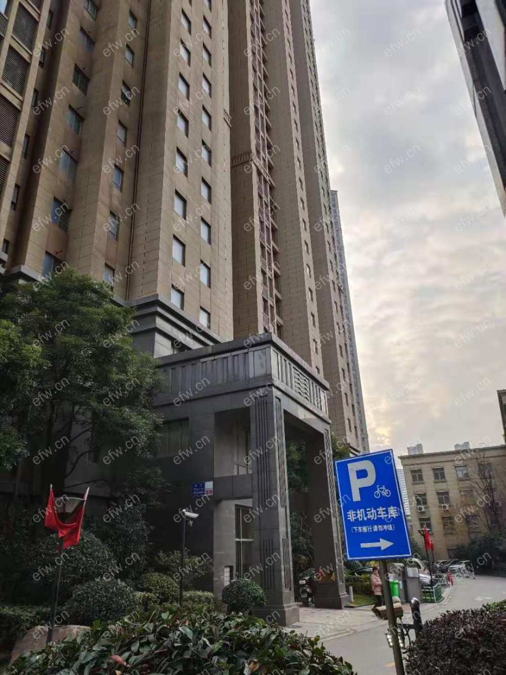 世茂际广场 3室两厅