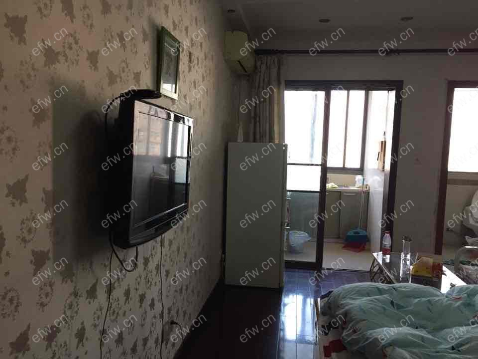 嘉德花园 1室1厅