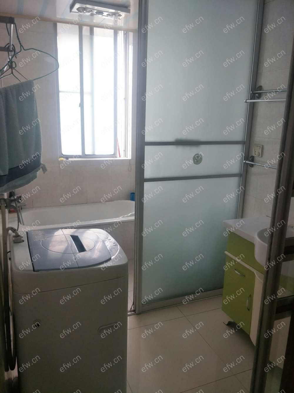 丽和苑 3室2厅目前出租中