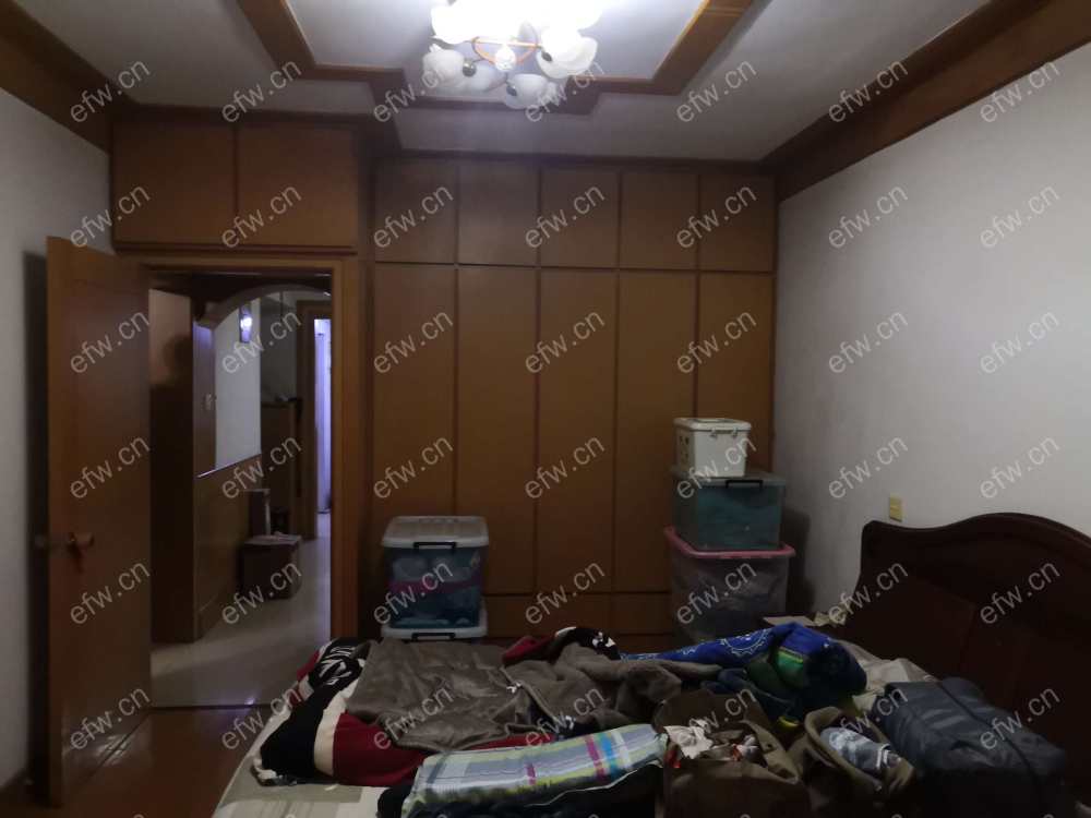 惠龙新村  3室2厅房东着急卖
