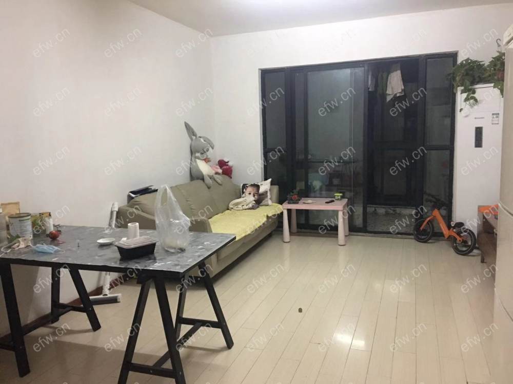 商品房，土出已交，看房打第三个电话