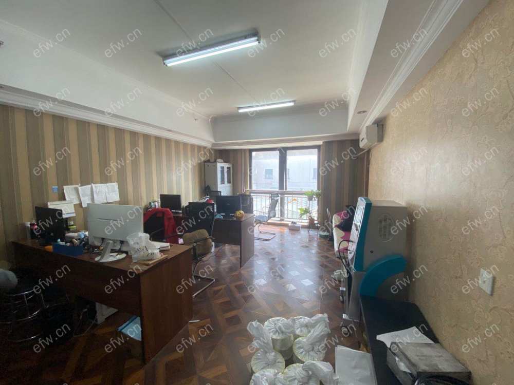 惠山万达广场 1室1厅