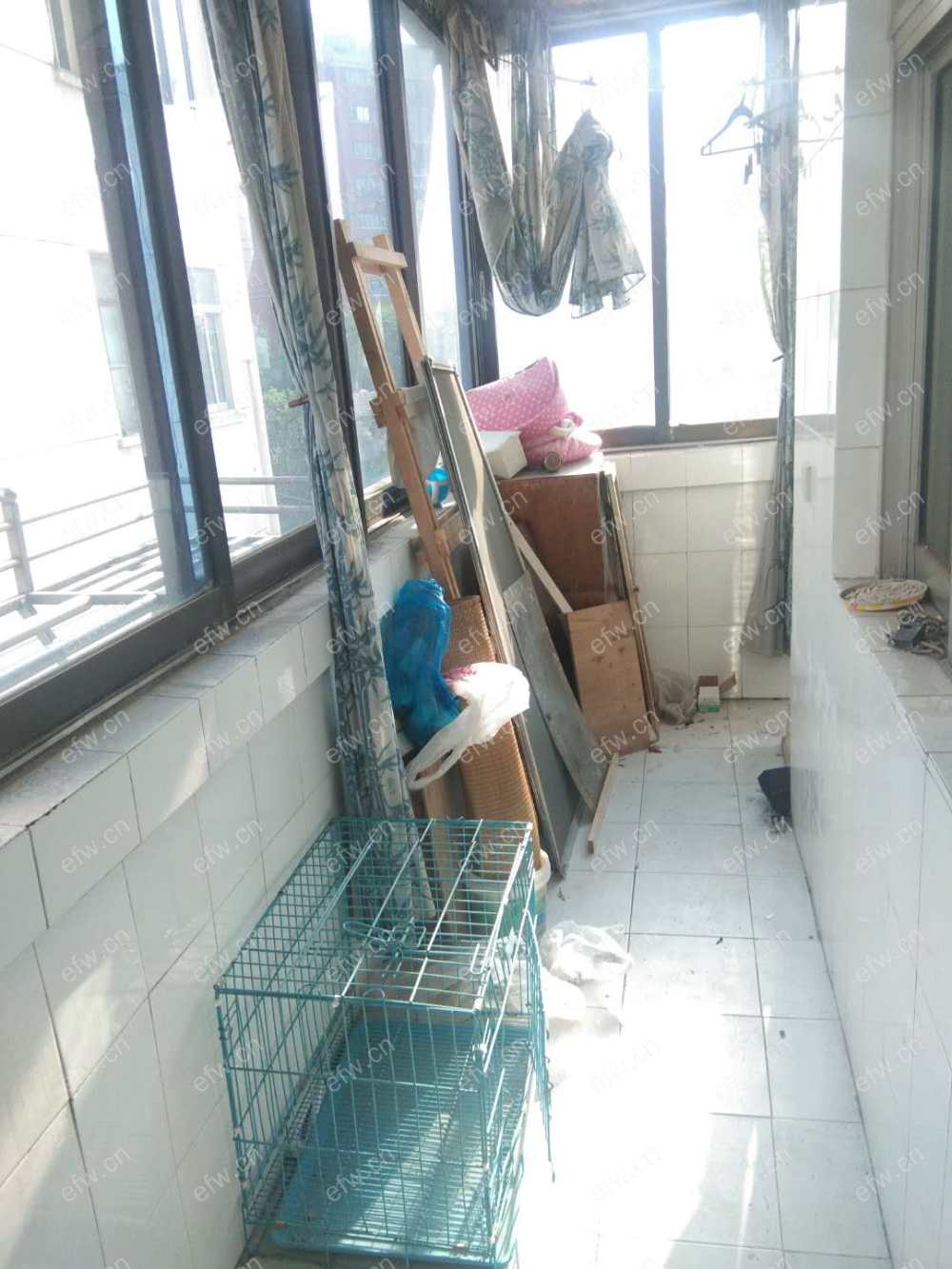 野花园 1室1厅，简单装修
