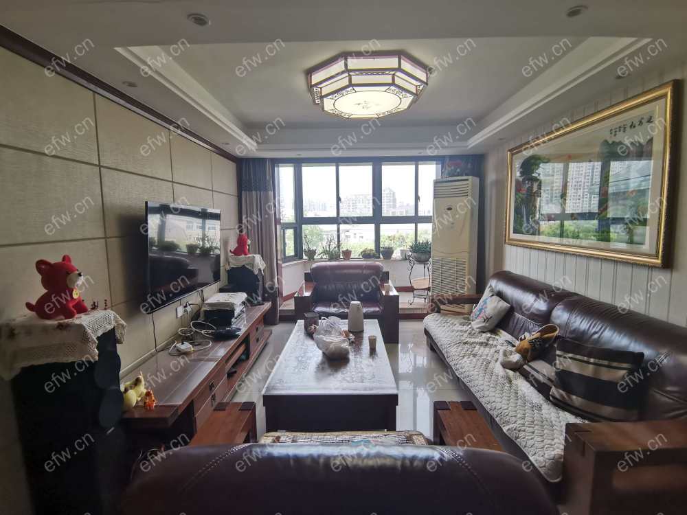 顶复 全精装   惠泉花园 5室2厅随时可以看房