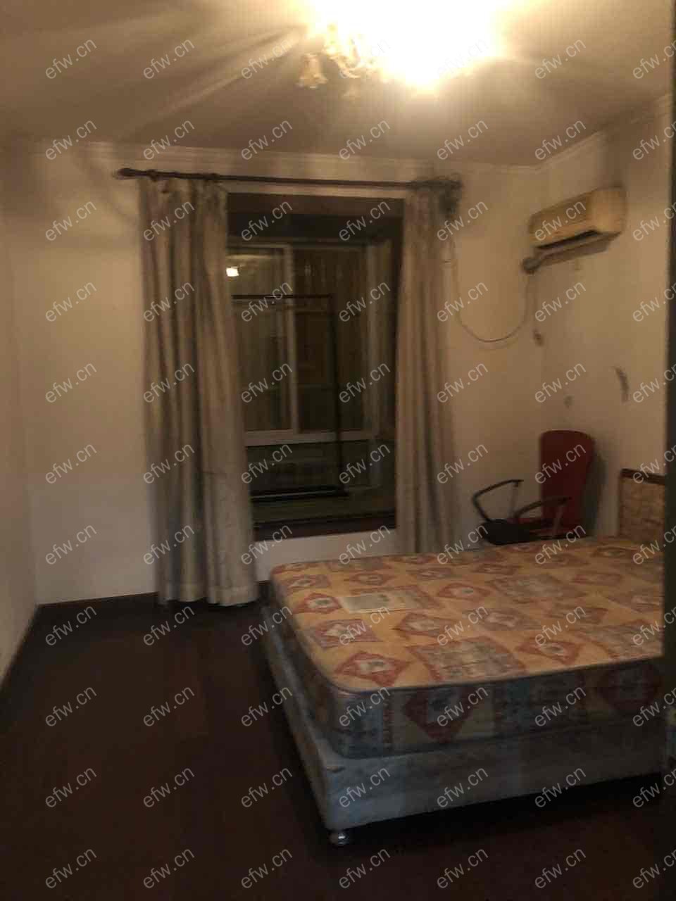 西园里 3室2厅 可做员工宿舍  男的不租，只租全女的