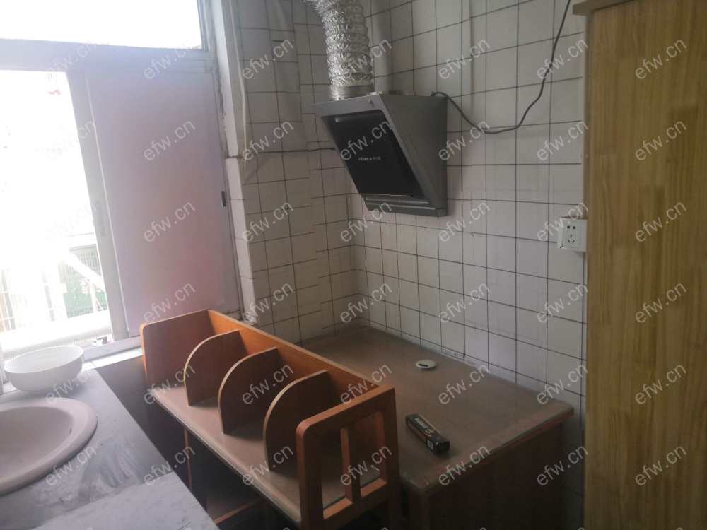 江阴巷精装1室  随时看房 拎包入住