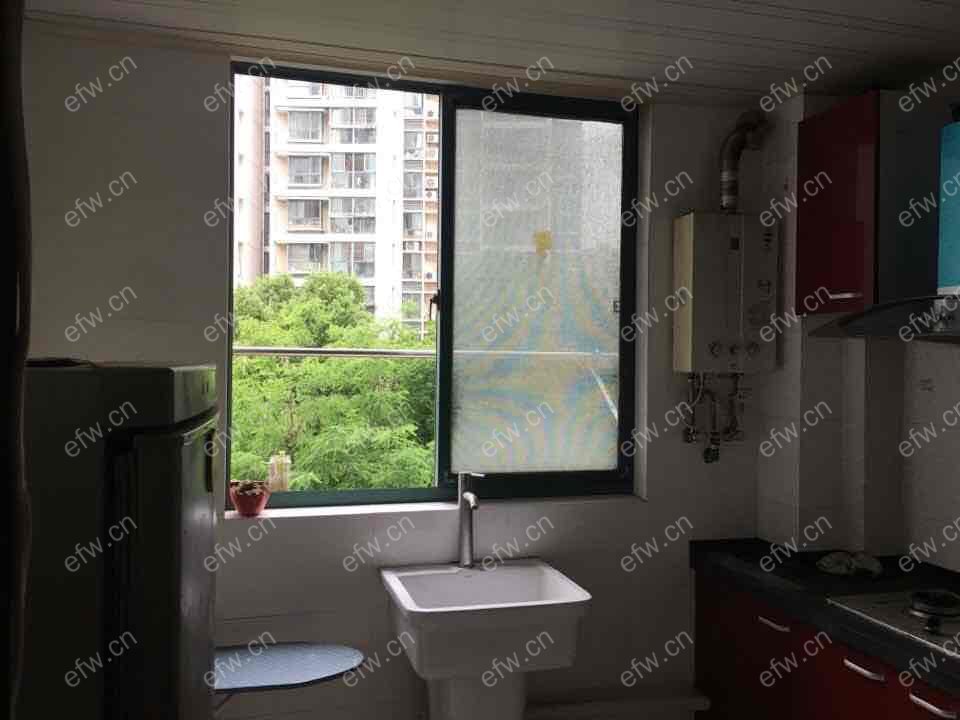 大丁佳苑精装1室  随时看房 拎包入住