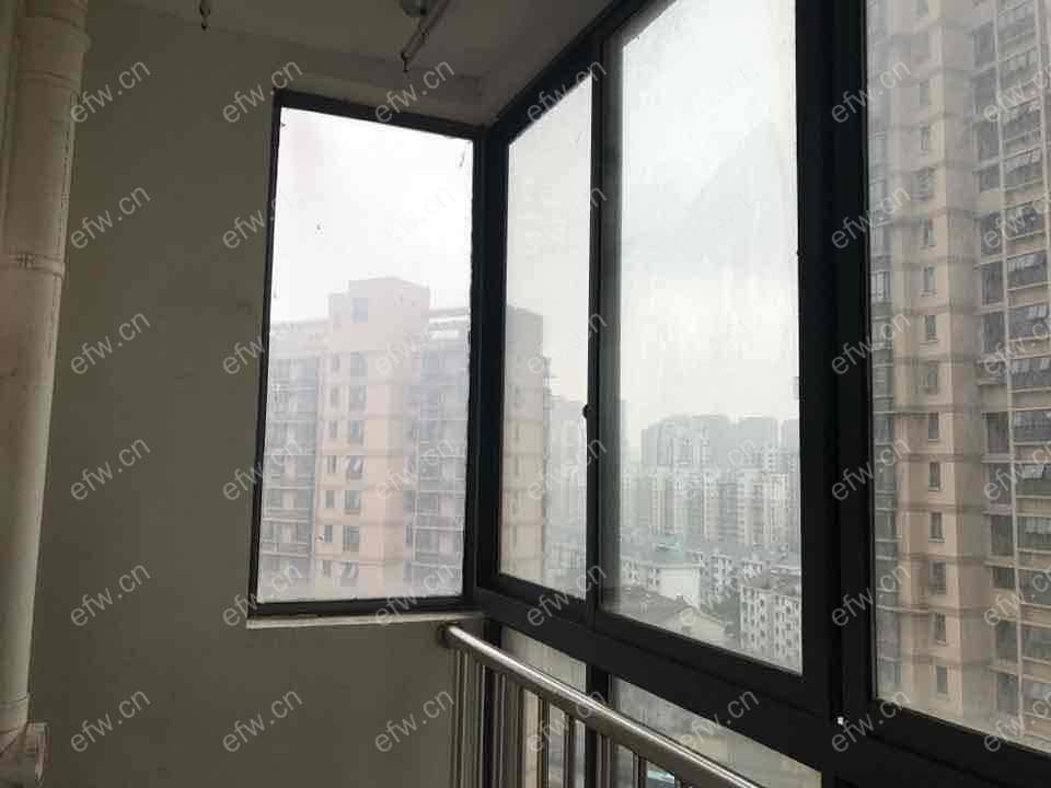 东风家园 2室2厅