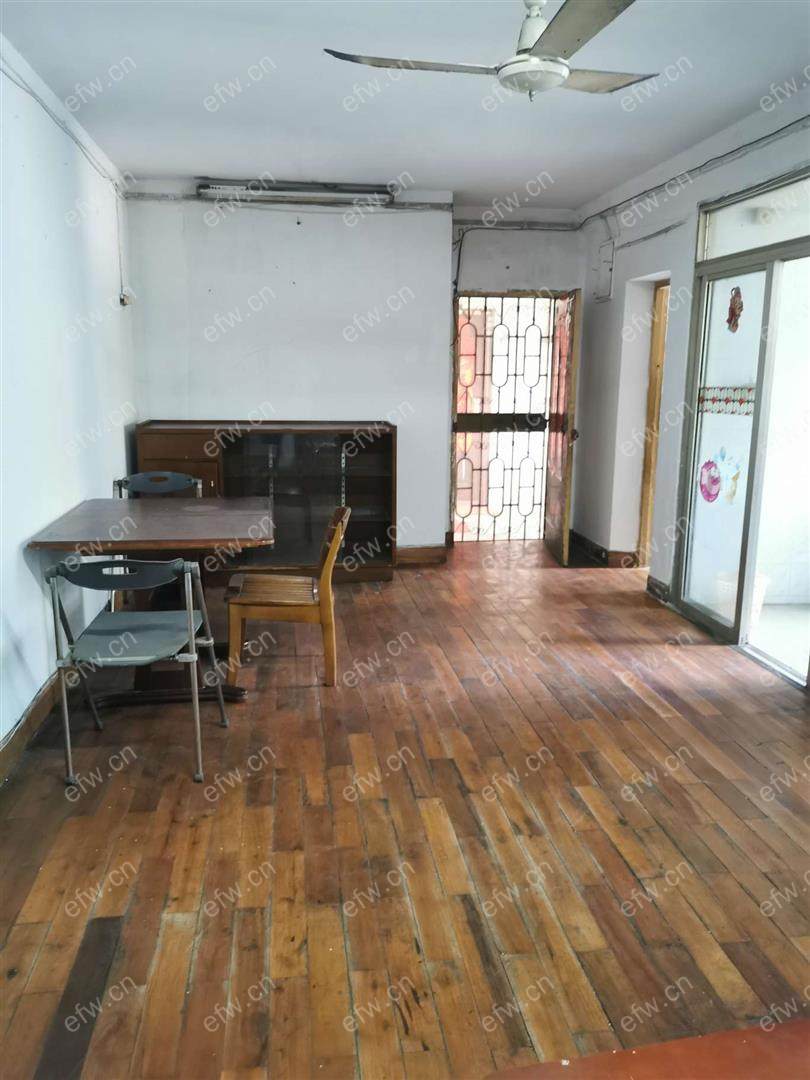 家电齐全 带飘窗 溪南新村（南区） 采光