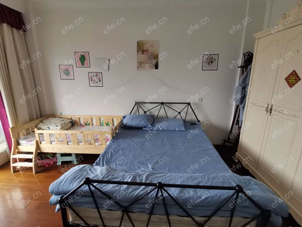 沁园新村 4室4厅顶带阁 自住装修 保养好