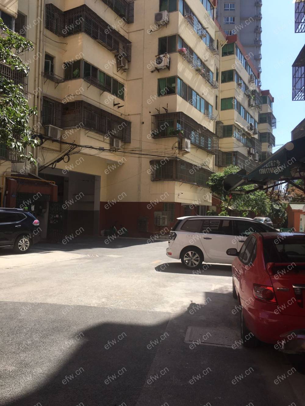 沁园新村 3室1厅，靠近茂业，地铁，门口