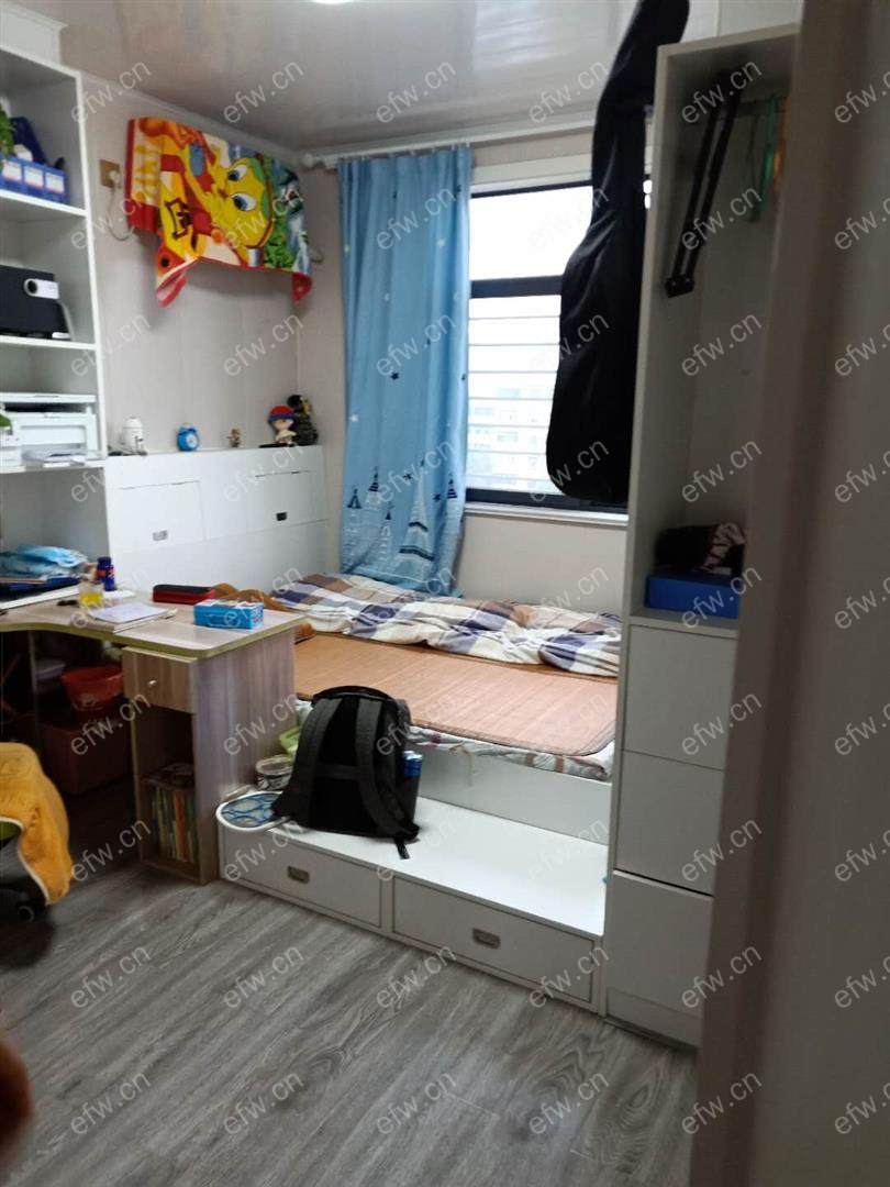 稀缺3房豪装拎包即住,惠龙新村尽享优雅品质,多重阳台+飘窗