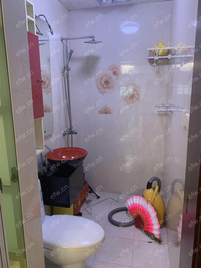 北禅寺巷2室1厅，南北通透，连元街可用，性价比高