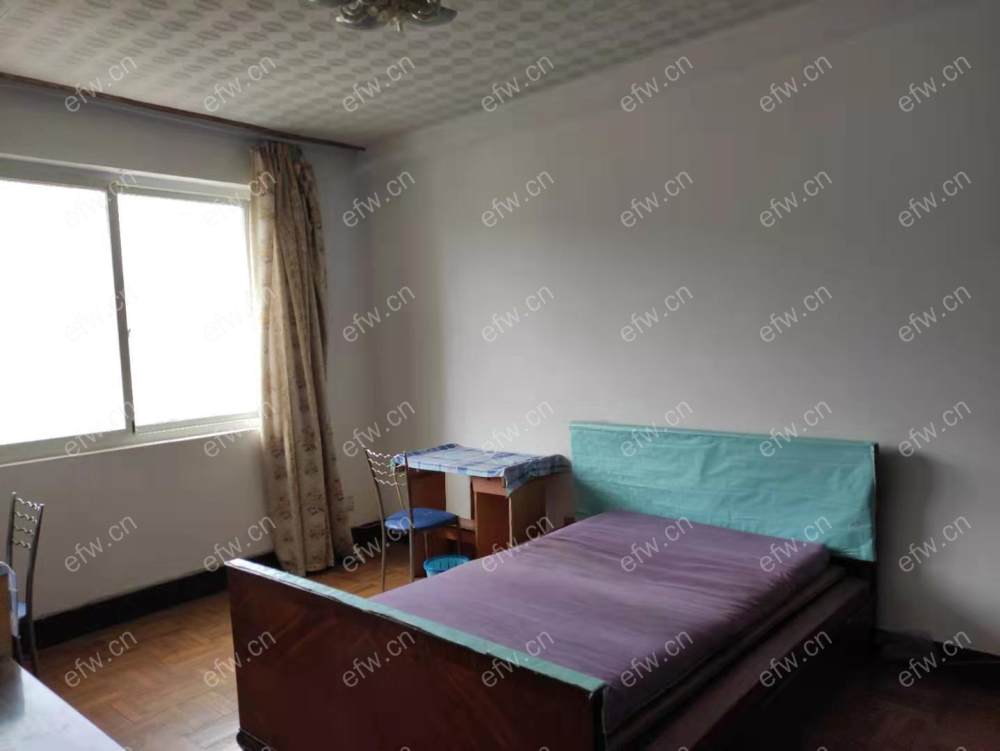 地铁一号线，沁园新村 1室1厅