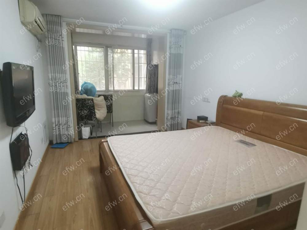芦庄一区 1室1厅1111