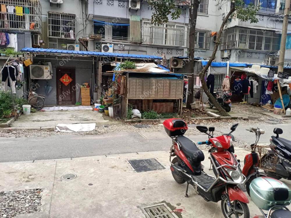 中联新村 2室1厅