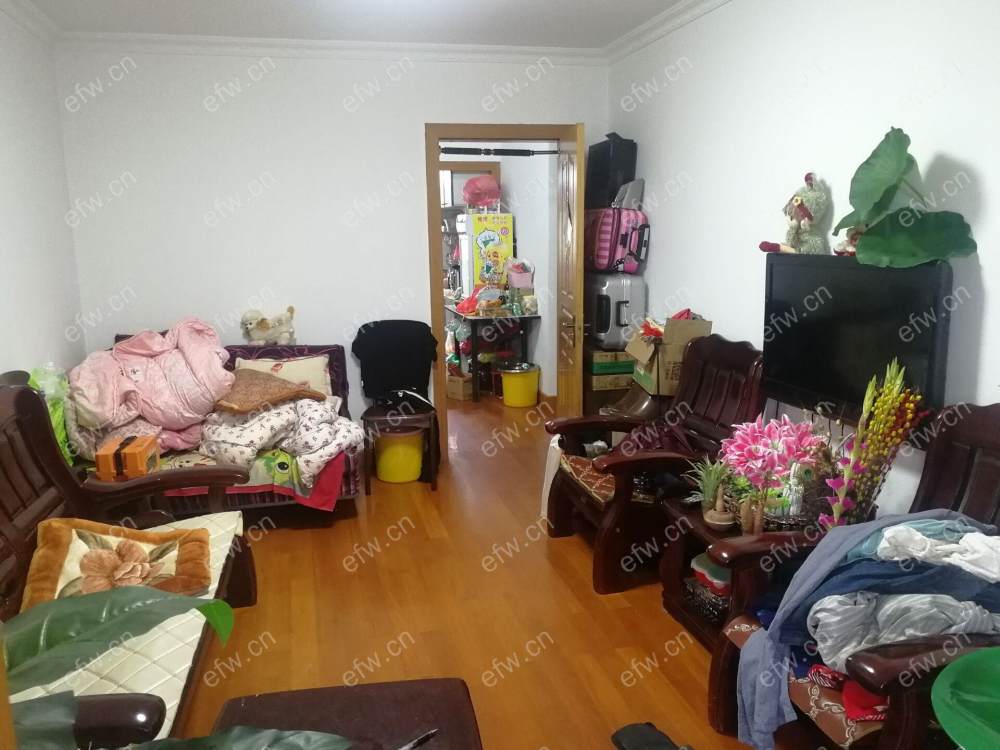 江海新村 3室1厅