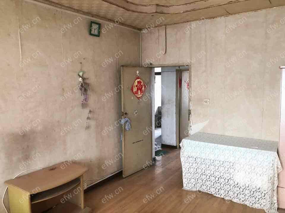 惠华新村 2室1厅新装修 配齐！！！