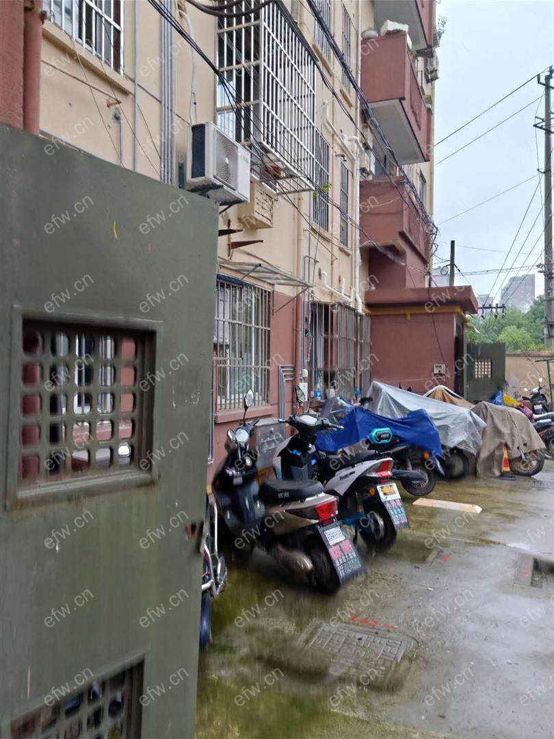 稀缺3房豪装拎包即住,惠龙新村尽享优雅品质,多重阳台+飘窗