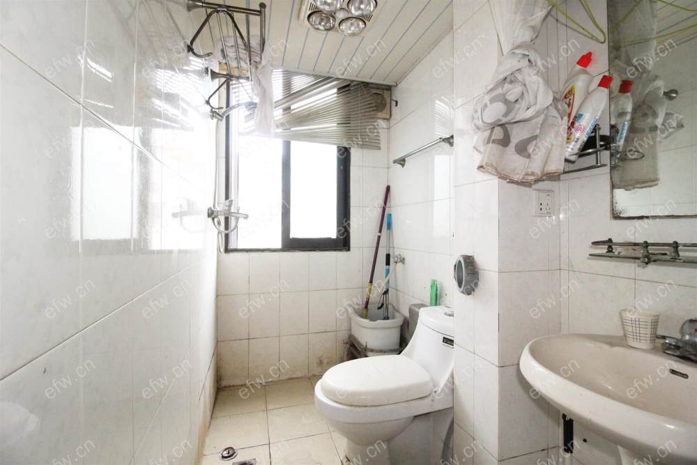 沁园新村简装 2室1厅