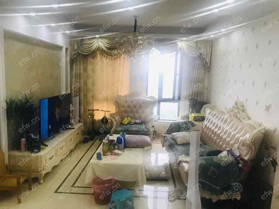 华府庄园九区 4室2厅