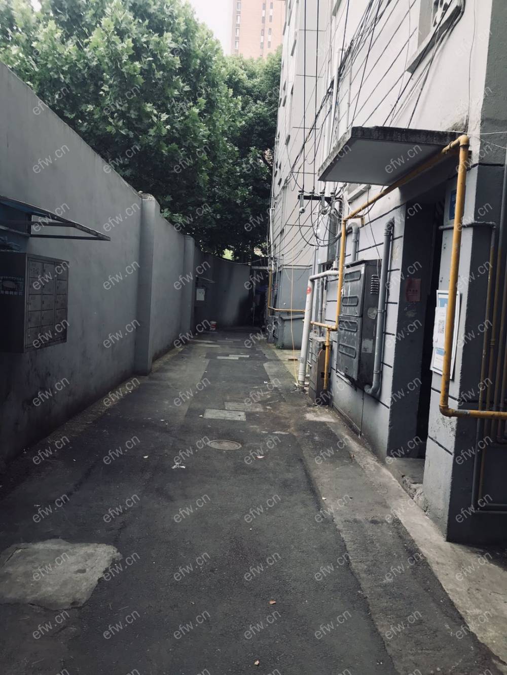 钻探家舍