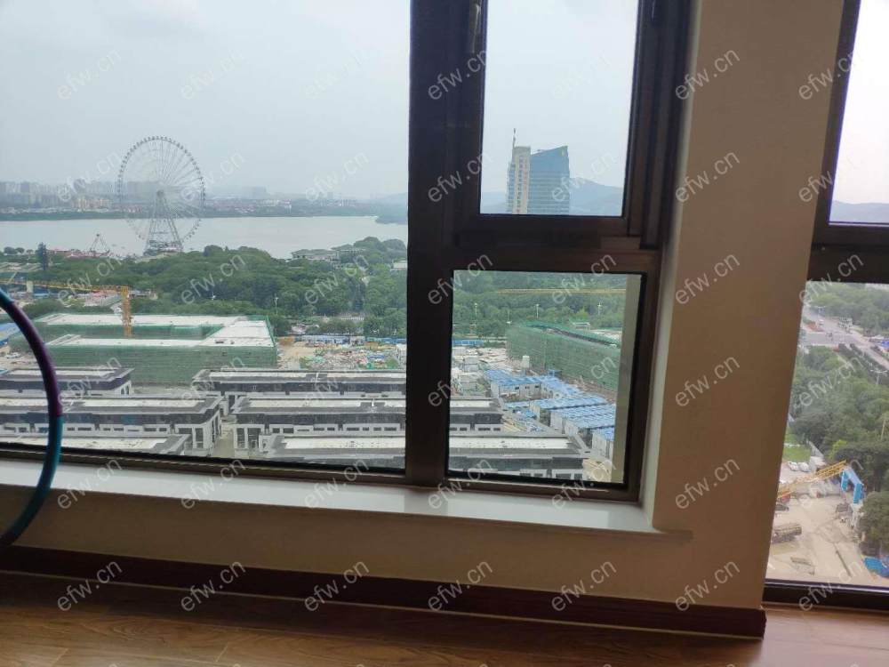 蠡湖一号   4室2厅