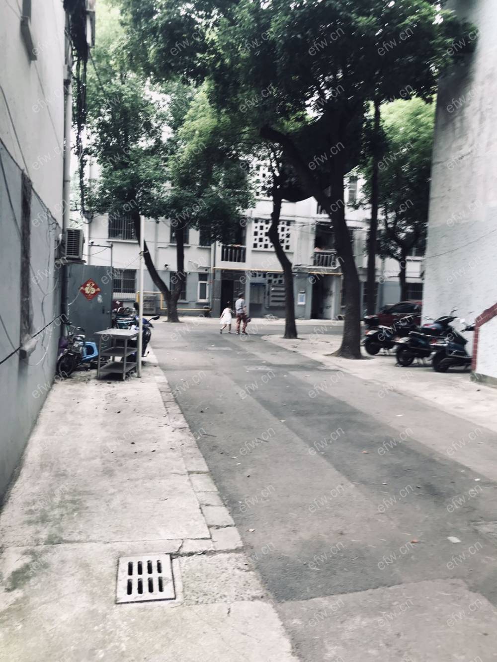 钻探家舍