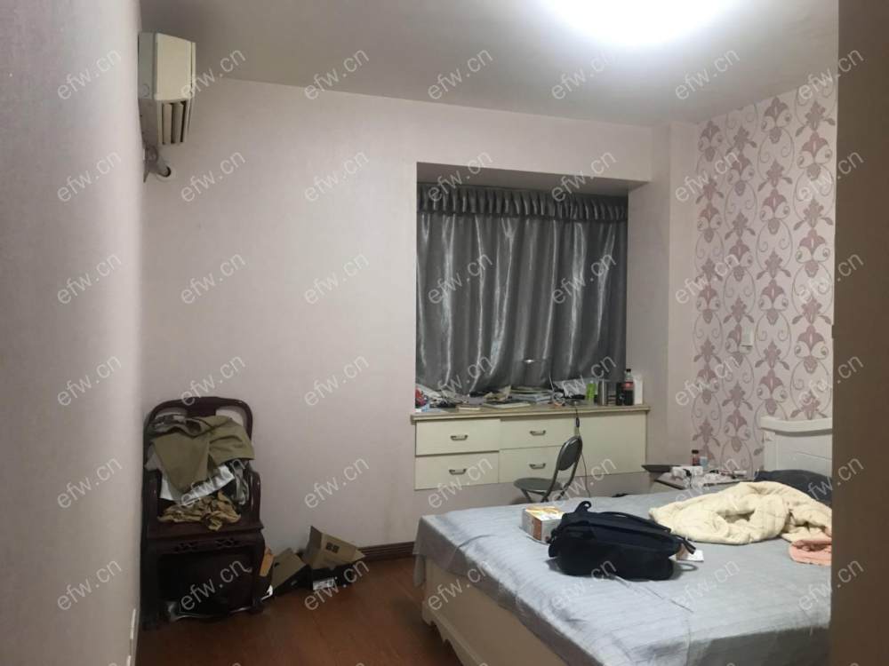 万达广场C区 3室2厅