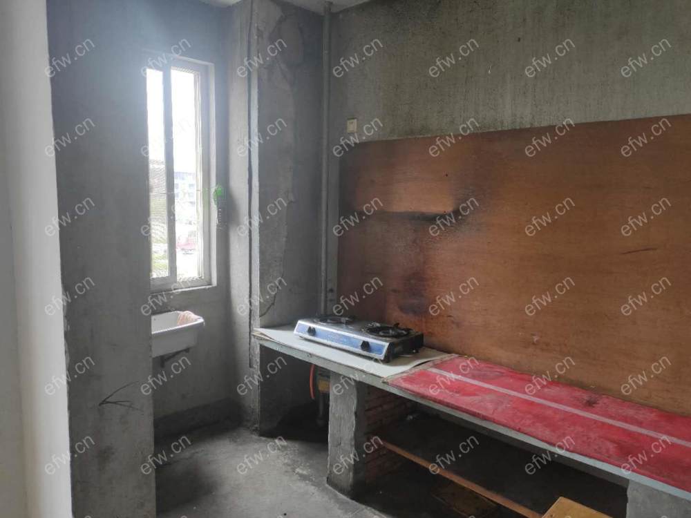 广益景苑 4室2厅二房东勿扰房东不同意