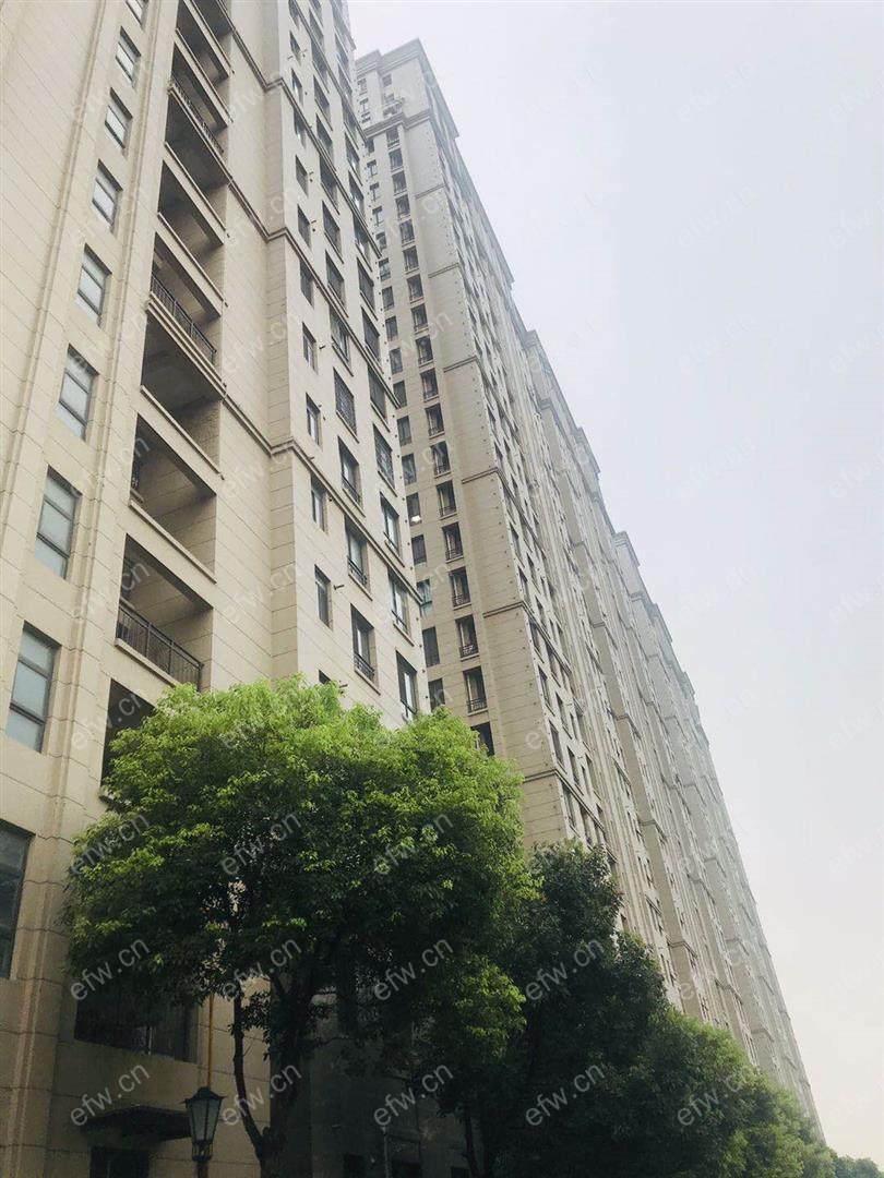 华府庄园九区 4室2厅