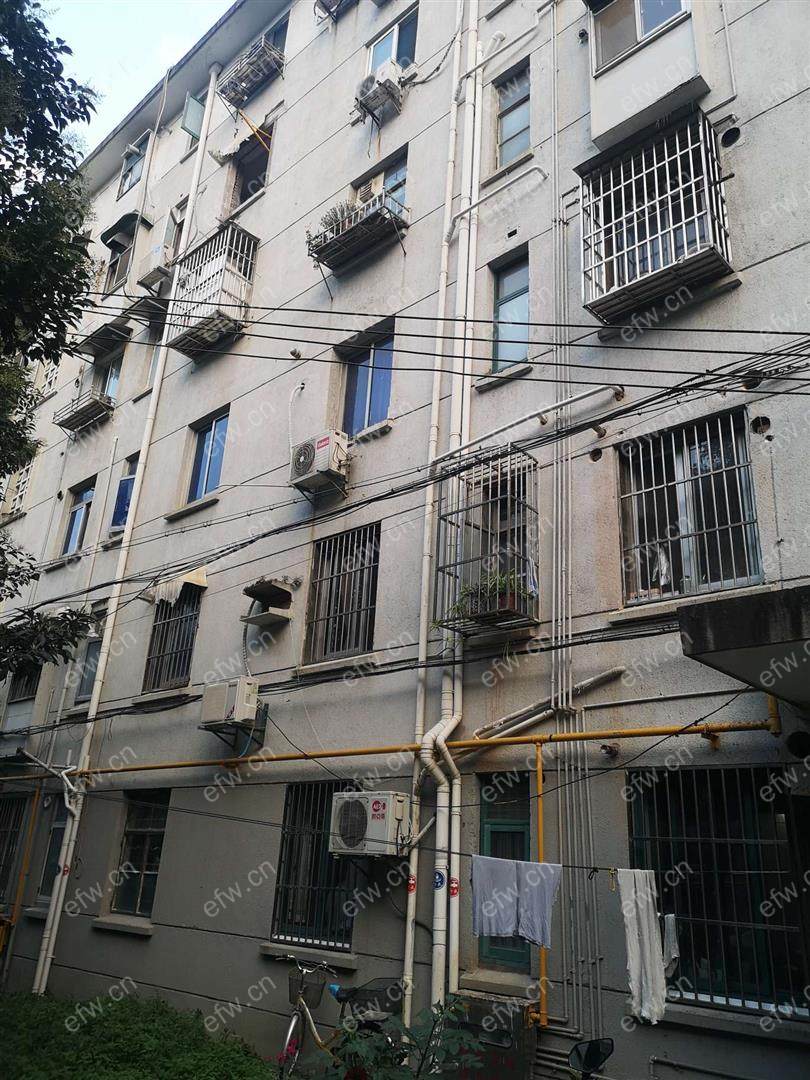 清扬新村 3室1厅
