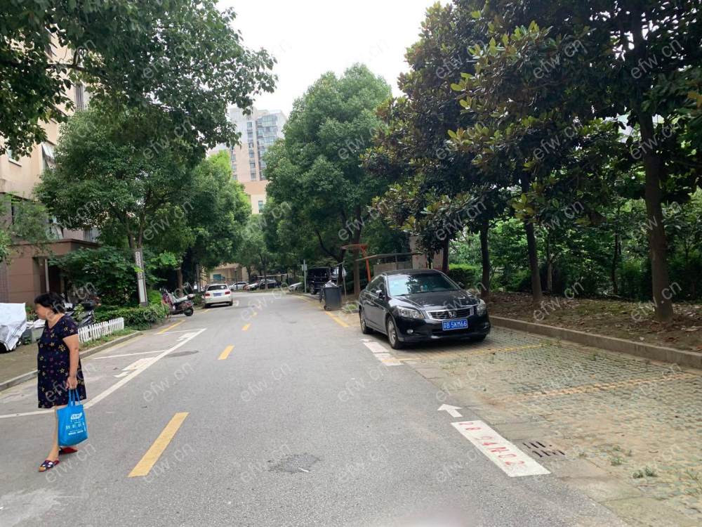兴竹家园 2室1厅太湖大道与兴源路交叉口东北侧