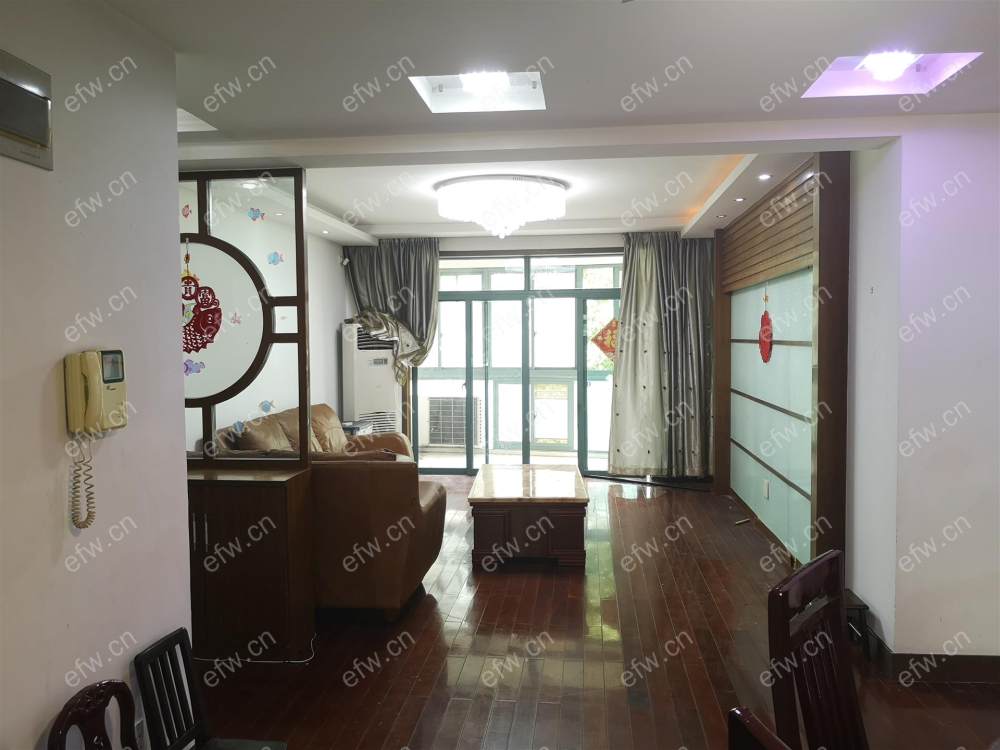 红山花园一期（东区） 3室2厅